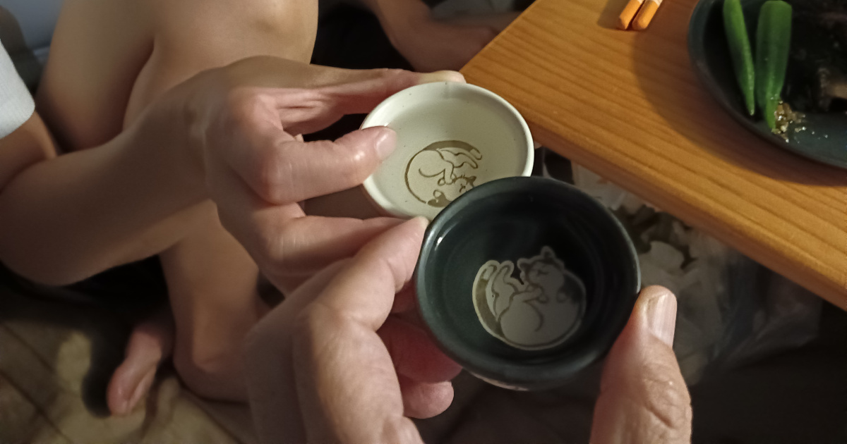 おちょこで乾杯（アイキャッチ）